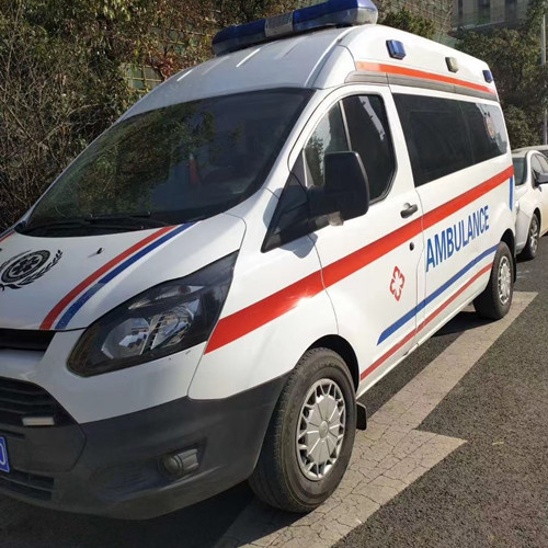 祥云品质救护车出租,为您的健康出行负责