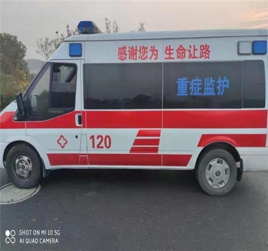 祥云专业救护车出租,为生命护航